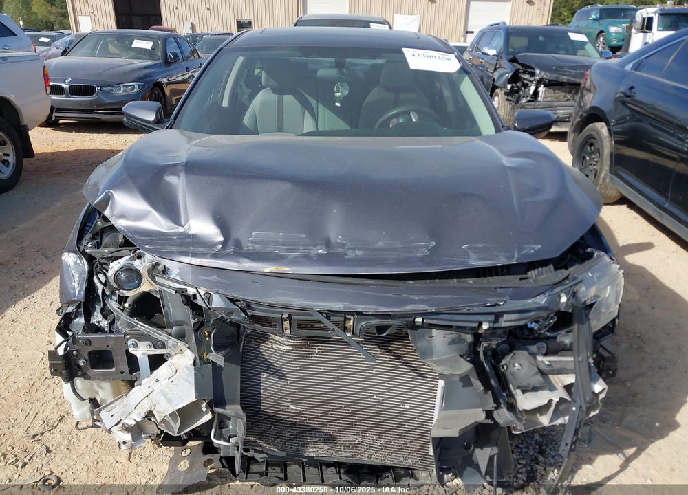 2017 HONDA CIVIC VIN: 2HGFC2F78HH569432