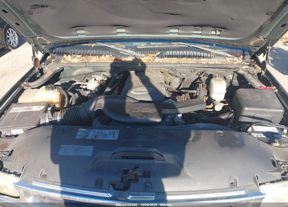 2003 CHEVROLET TAHOE LS VIN: 1GNEK13V13J302206