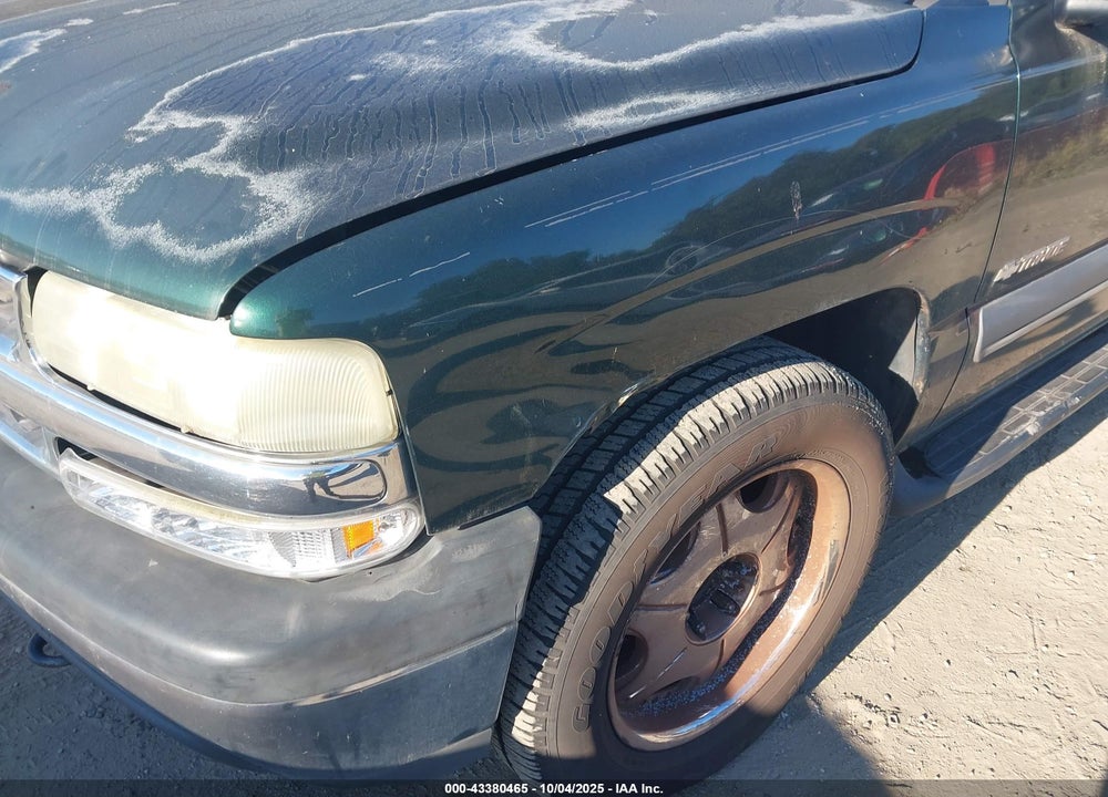 2003 CHEVROLET TAHOE LS VIN: 1GNEK13V13J302206