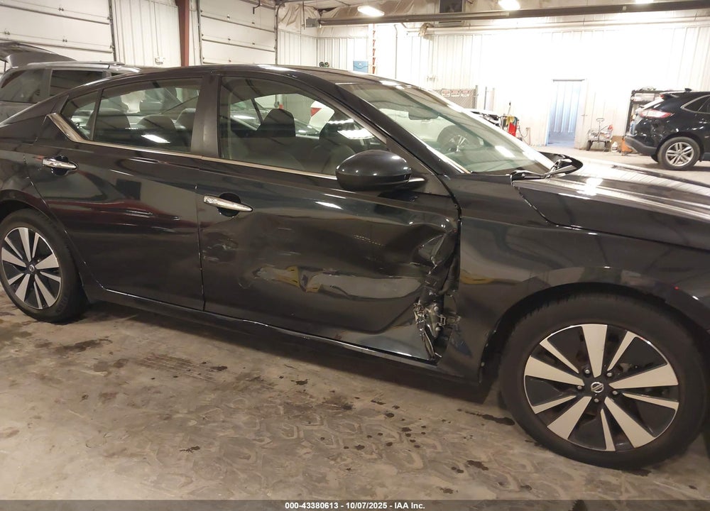 2022 NISSAN ALTIMA SV FWD VIN: 1N4BL4DV5NN336112