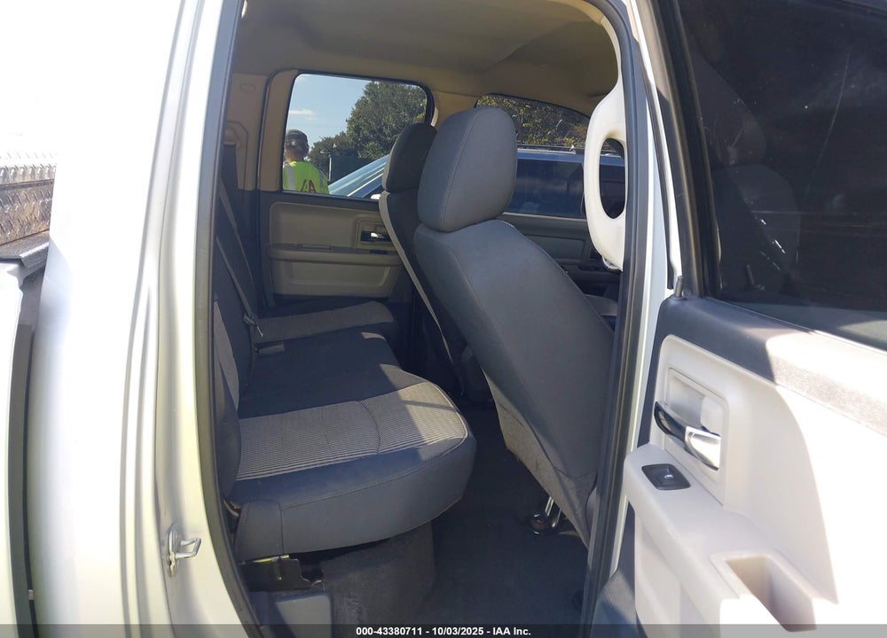 2009 DODGE RAM 1500 VIN: 1D3HB18P59S800614