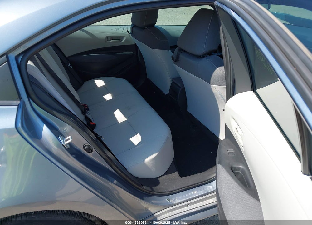 2022 TOYOTA COROLLA LE VIN: 5YFEPMAE2NP285171