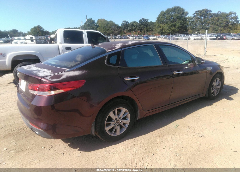 2016 KIA OPTIMA VIN: 5XXGT4L35GG088328