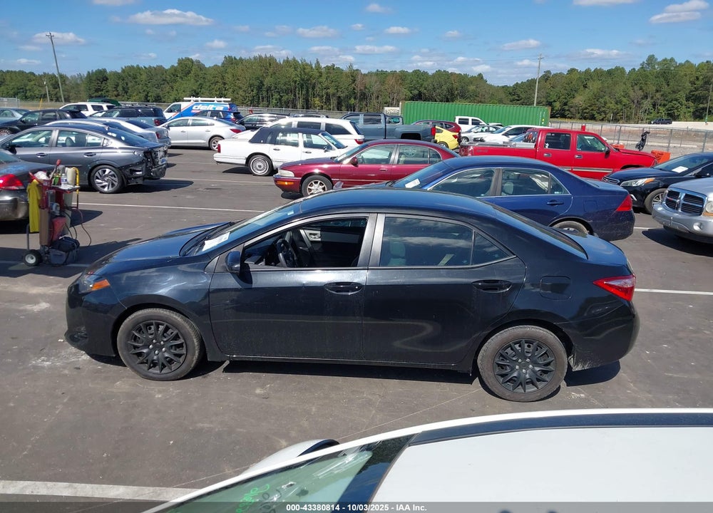 2019 TOYOTA COROLLA LE VIN: 5YFBURHE3KP865975