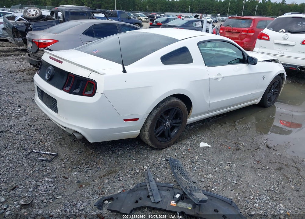 2013 FORD MUSTANG V6 VIN: 1ZVBP8AM2D5267215