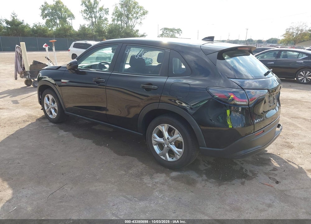 2023 HONDA HR-V 2WD LX VIN: 3CZRZ1H35PM706612