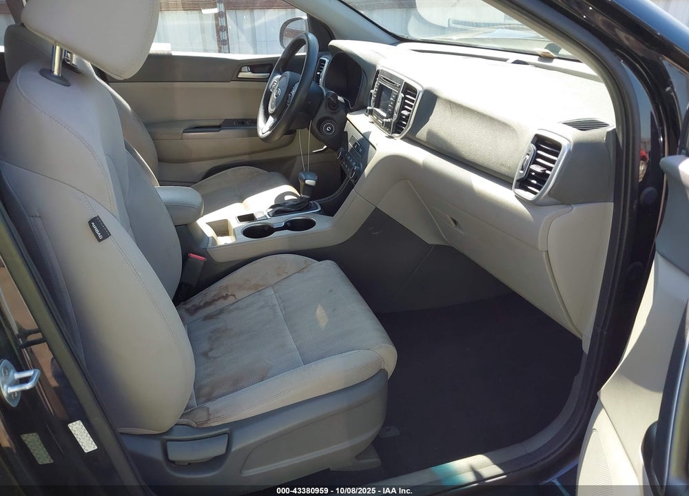 2019 KIA SPORTAGE LX VIN: KNDPM3AC6K7598649