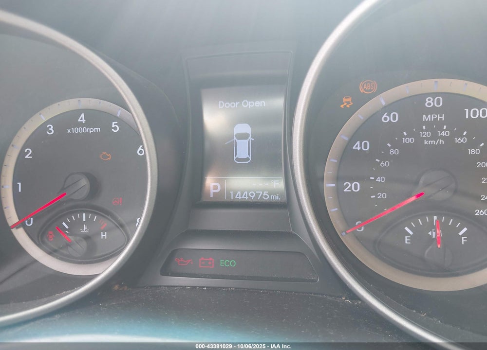 2013 HYUNDAI SANTA FE GLS VIN: KM8SN4HF2DU026698