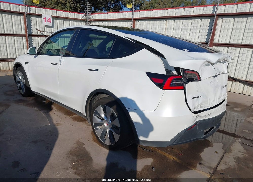 2021 TESLA MODEL Y VIN: 5YJYGDEE0MF076108