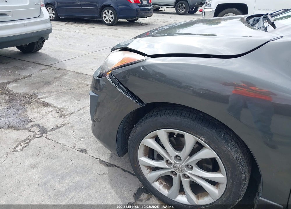 2011 MAZDA 3 VIN: JM1BL1K68B1413336
