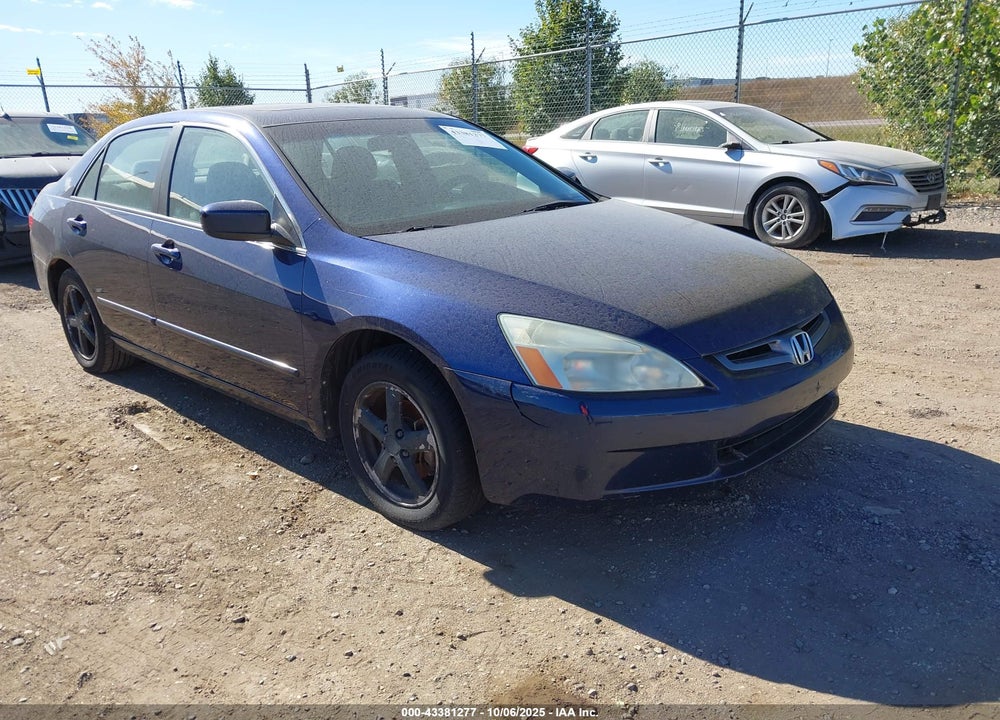 2005 HONDA ACCORD 2.4 EX VIN: 1HGCM56715A112537