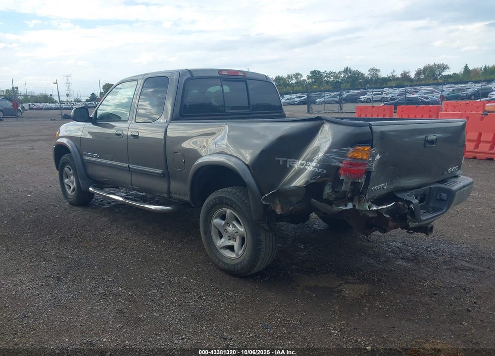 2003 TOYOTA TUNDRA SR5 V8 VIN: 5TBBT44193S335617