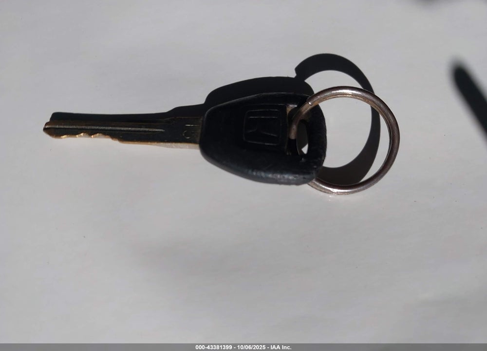2000 HONDA ACCORD 3.0 EX VIN: 1HGCG1656YA011464