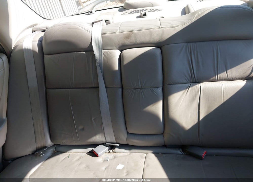 2000 HONDA ACCORD 3.0 EX VIN: 1HGCG1656YA011464
