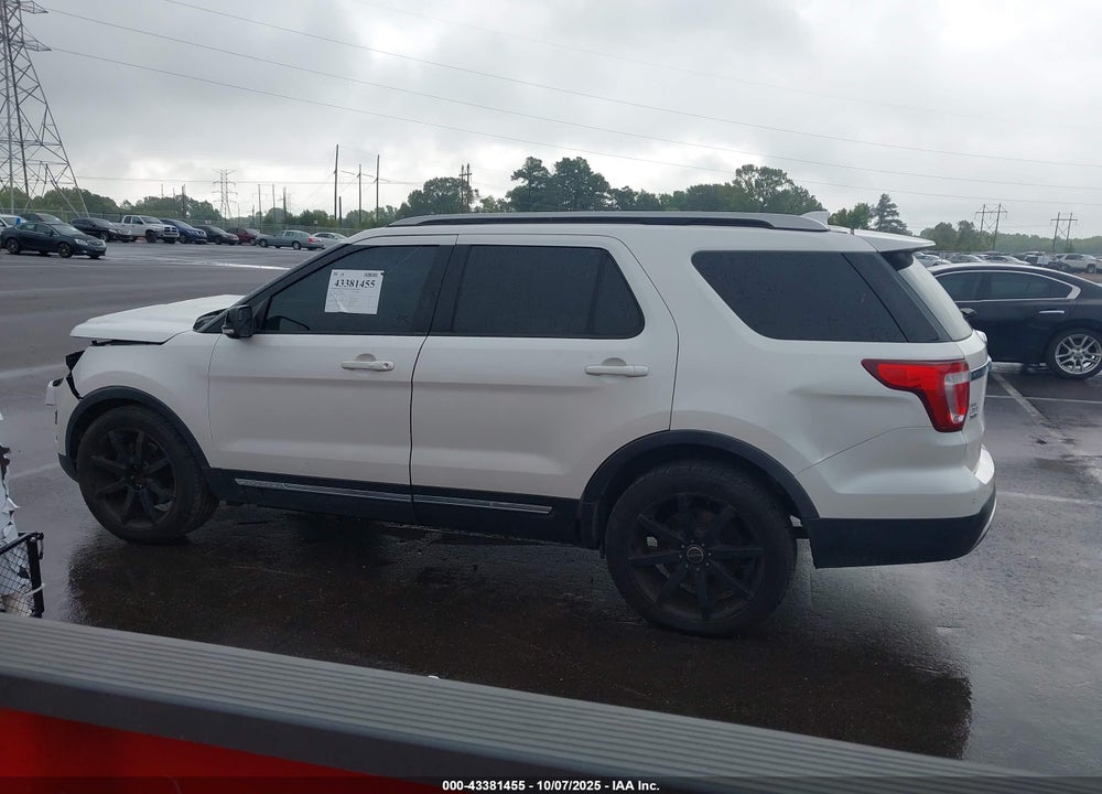 2016 FORD EXPLORER VIN: 1FM5K7D8XGGA24666