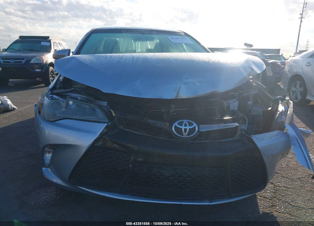 2015 TOYOTA CAMRY SE VIN: 4T1BF1FK1FU013746