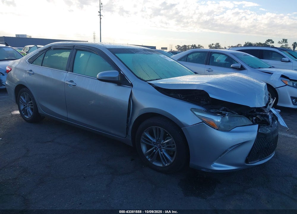 2015 TOYOTA CAMRY SE VIN: 4T1BF1FK1FU013746