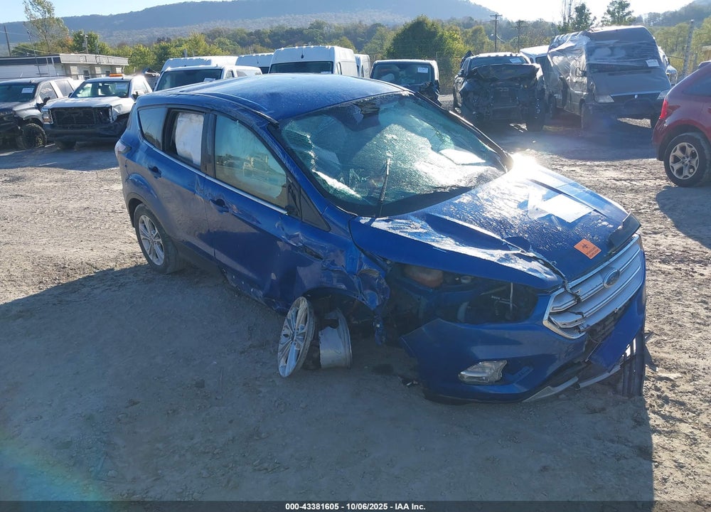 2017 FORD ESCAPE SE VIN: 1FMCU9G92HUE32423