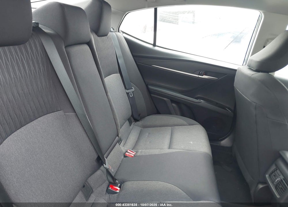 2025 TOYOTA CAMRY VIN: 4T1DAACK1SU136064