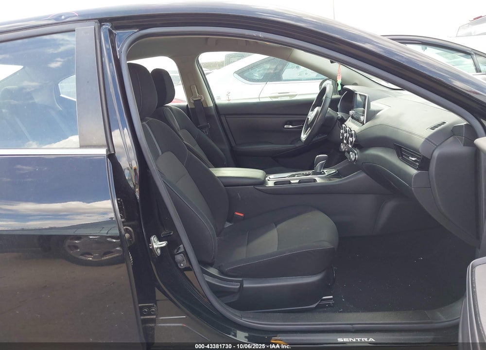 2022 NISSAN SENTRA SV XTRONIC CVT VIN: 3N1AB8CVXNY245246