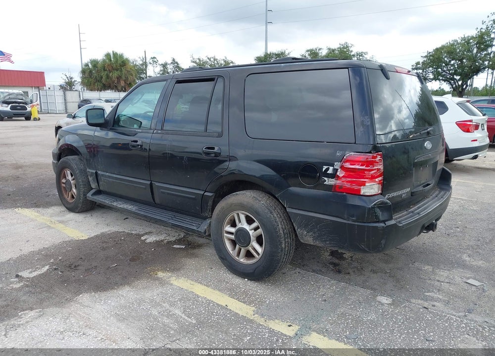 2003 FORD EXPEDITION XLT VIN: 1FMRU15W43LA38070