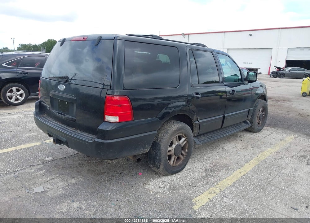 2003 FORD EXPEDITION XLT VIN: 1FMRU15W43LA38070
