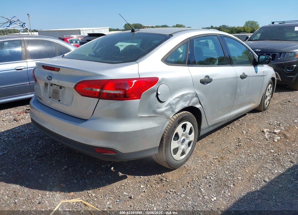 2018 FORD FOCUS VIN: 1FADP3E27JL286718