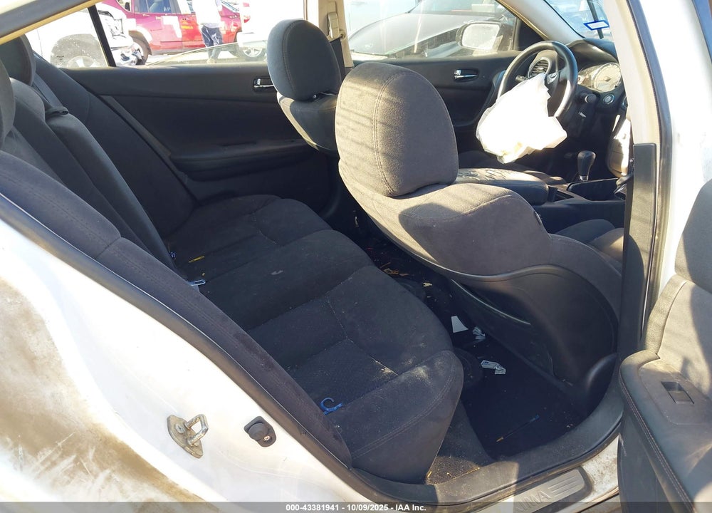 2014 NISSAN MAXIMA VIN: 1N4AA5AP2EC911548