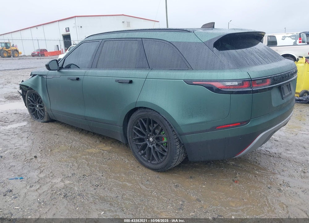 2018 LAND ROVER RANGE ROVER VELAR VIN: SALYB2RV0JA755631