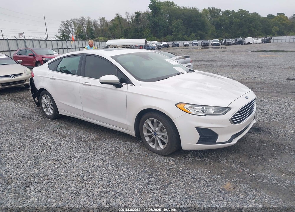 2019 FORD FUSION SE VIN: 3FA6P0HD2KR246053