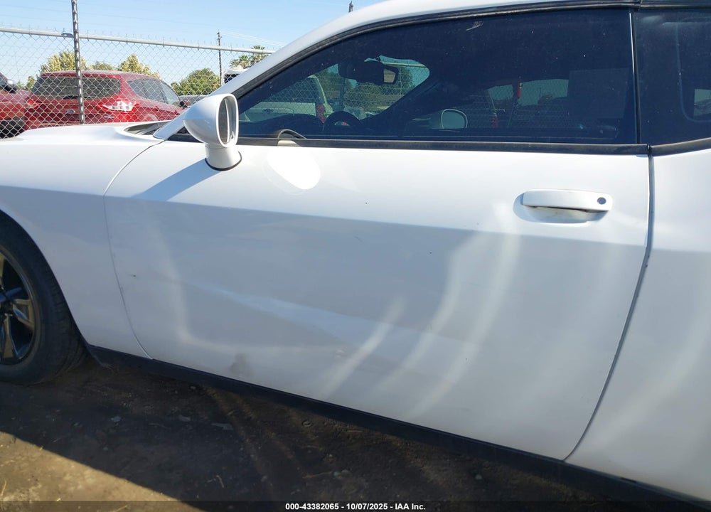 2015 DODGE CHALLENGER VIN: 2C3CDZAG1FH860810