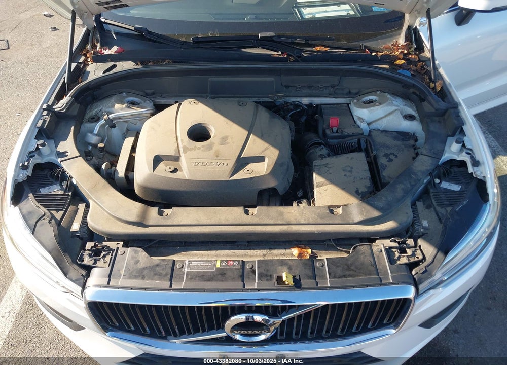 2018 VOLVO XC60 VIN: YV4102RK4J1019616