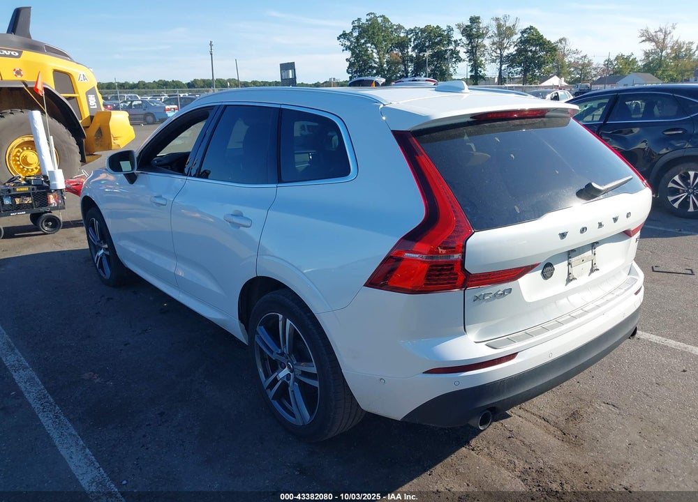 2018 VOLVO XC60 VIN: YV4102RK4J1019616