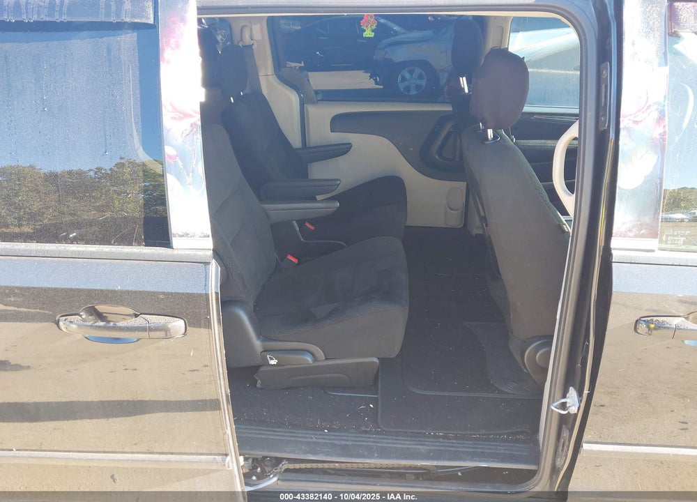 2015 DODGE GRAND CARAVAN SXT VIN: 2C4RDGCG1FR604703