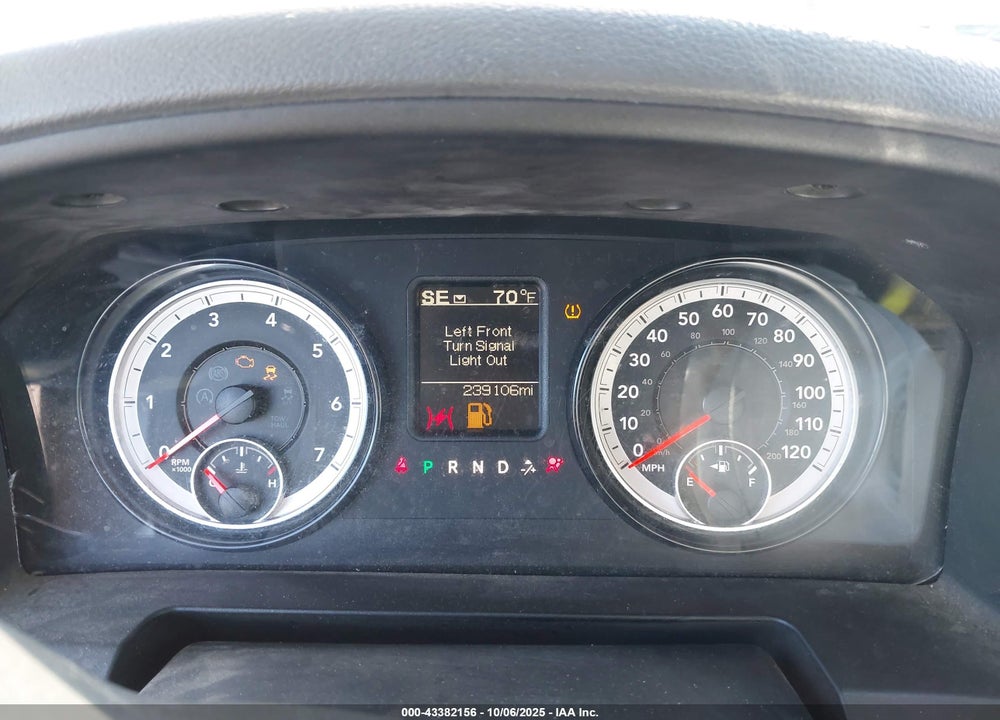 2015 RAM 1500 VIN: 3C6RR7LT0FG598484