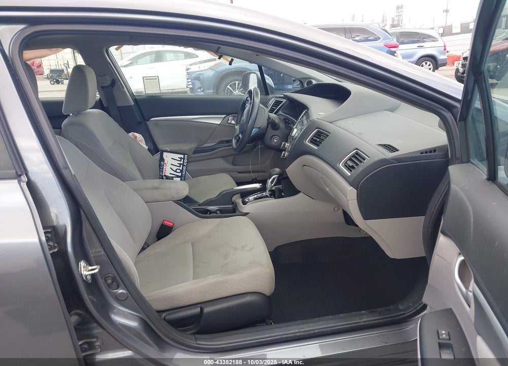2013 HONDA CIVIC VIN: 19XFB2F85DE268245