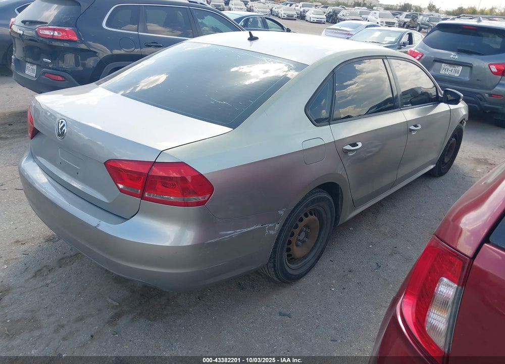 2012 VOLKSWAGEN PASSAT 2.5L S VIN: 1VWAP7A32CC080192