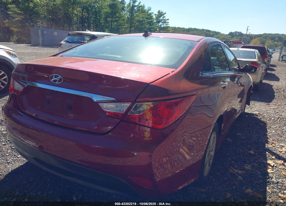 2014 HYUNDAI SONATA VIN: 5NPEB4AC4EH869873