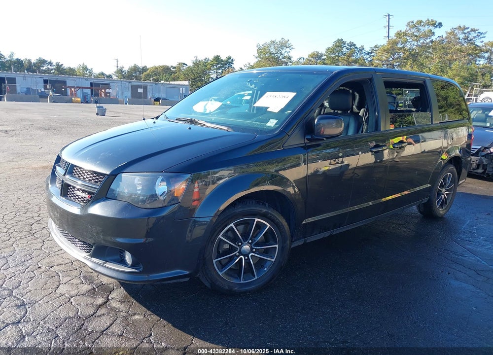 2018 DODGE GRAND CARAVAN VIN: 2C4RDGEG3JR165798