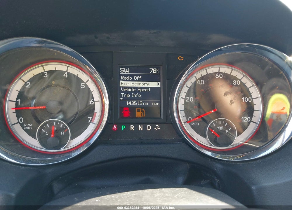 2018 DODGE GRAND CARAVAN VIN: 2C4RDGEG3JR165798