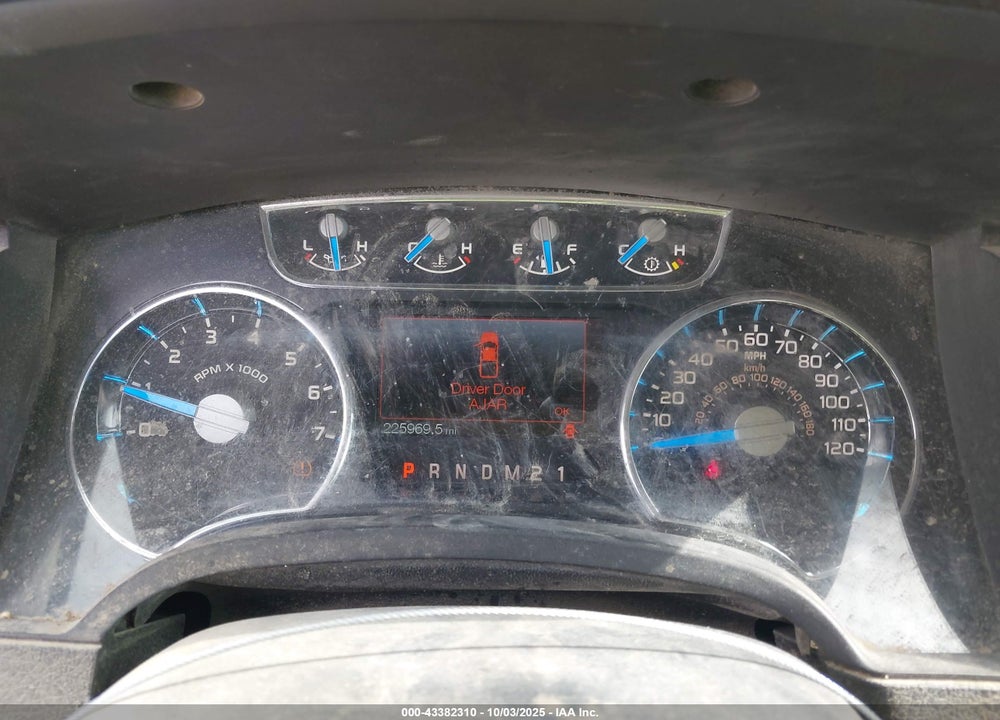 2013 FORD F-150 LARIAT VIN: 1FTFW1ET6DKE95560