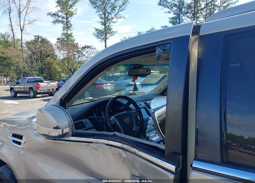 2007 CADILLAC ESCALADE STANDARD VIN: 1GYEC63827R385546
