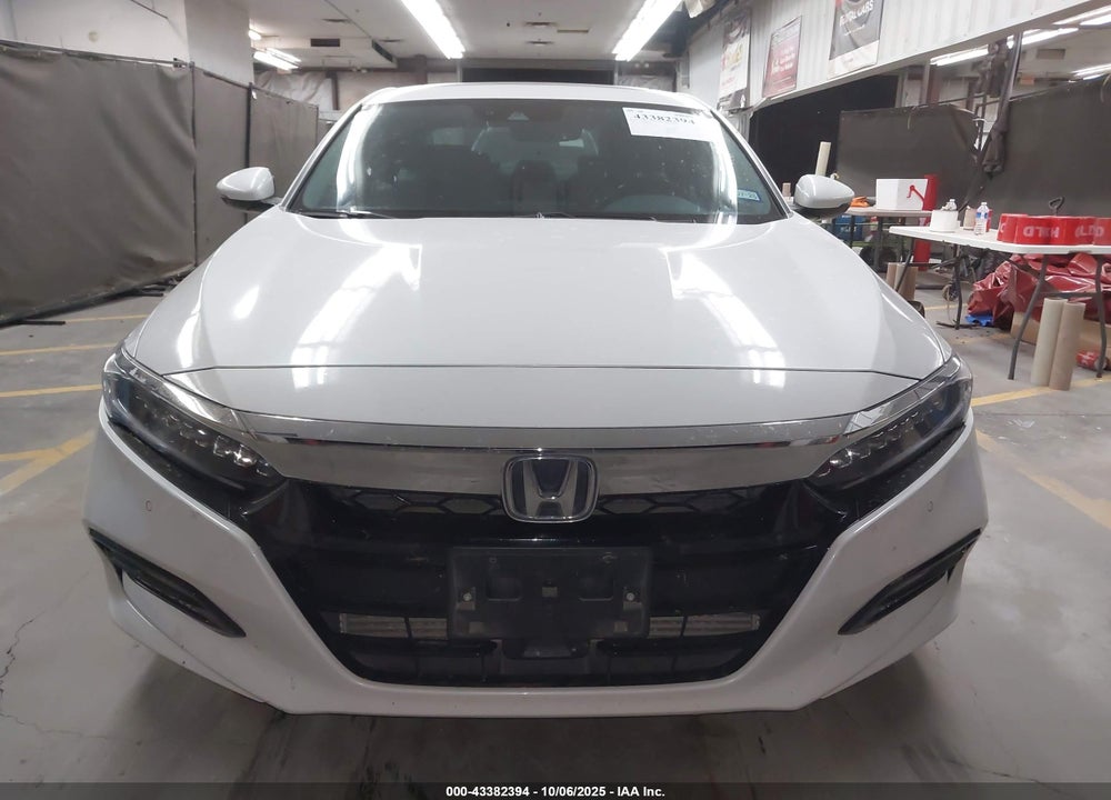 2019 HONDA ACCORD TOURING 2.0T VIN: 1HGCV2F95KA036412