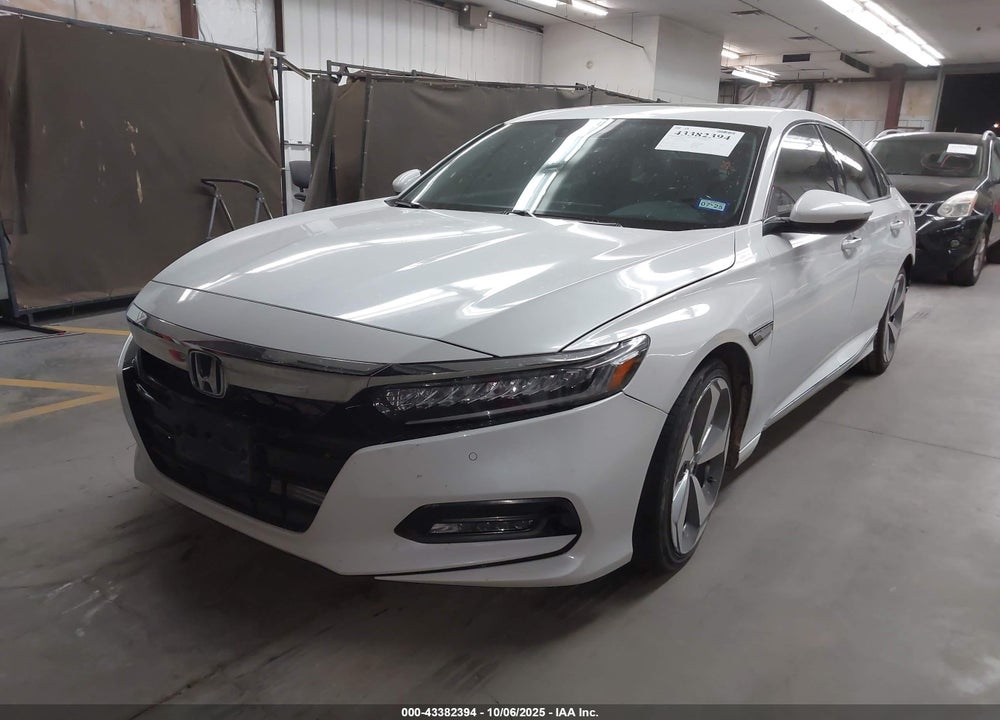 2019 HONDA ACCORD TOURING 2.0T VIN: 1HGCV2F95KA036412
