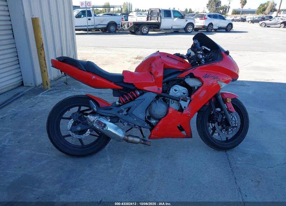 2008 KAWASAKI EX650 A VIN: JKAEXEA108A037149