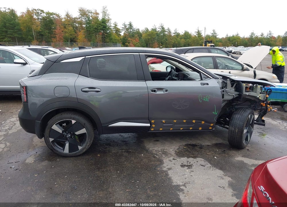 2025 NISSAN KICKS SR INTELLIGENT AWD VIN: 3N8AP6DD8SL377007