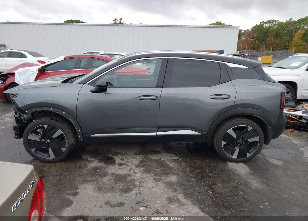 2025 NISSAN KICKS SR INTELLIGENT AWD VIN: 3N8AP6DD8SL377007