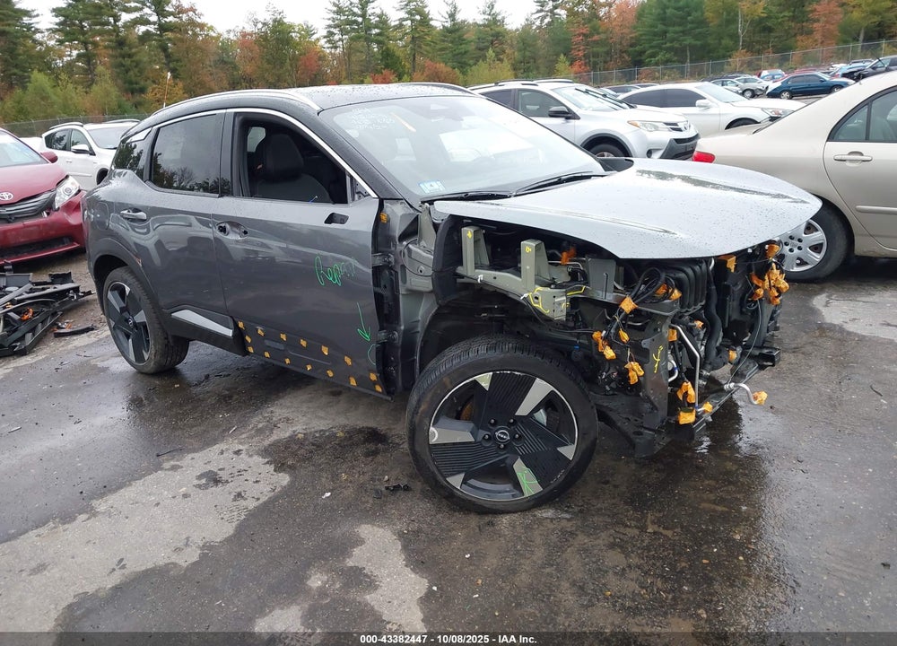 2025 NISSAN KICKS SR INTELLIGENT AWD VIN: 3N8AP6DD8SL377007