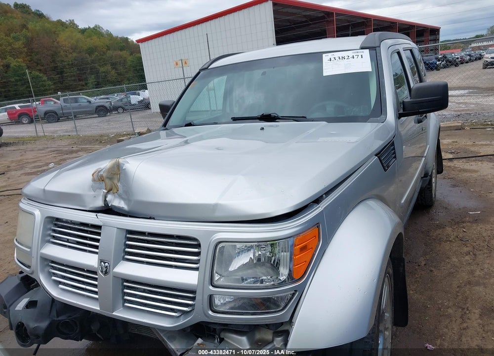 2011 DODGE NITRO HEAT VIN: 1D4PU4GK5BW598686