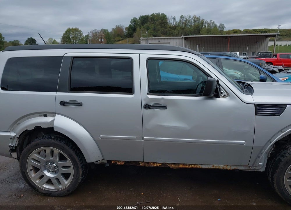 2011 DODGE NITRO HEAT VIN: 1D4PU4GK5BW598686
